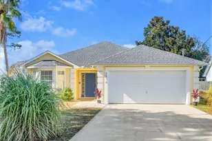 3914 Vicar St, Panama City, FL 32408 - Photo 1