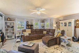 902 NW Ave D, Carrabelle, FL 32322 - Photo 11