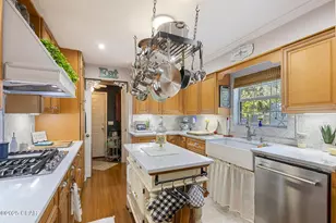 902 NW Ave D, Carrabelle, FL 32322 - Photo 15