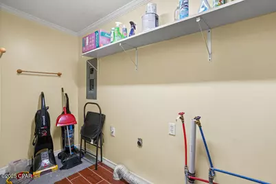 203 W Kansas Avenue, Bonifay, FL 32425 - Photo 15