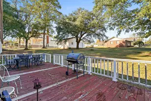 203 W Kansas Ave, Bonifay, FL 32425 - Photo 13