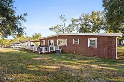203 W Kansas Avenue, Bonifay, FL 32425 - Photo 9