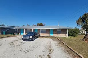6529 Chipewa St, Panama City, FL 32404 - Photo 1