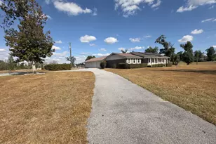 4883 Davis Dr, Marianna, FL 32446 - Photo 7