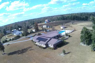 4883 Davis Dr, Marianna, FL 32446 - Photo 5