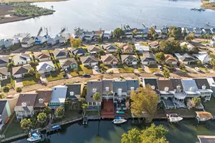 1335 Capri Dr, Panama City, FL 32405 - Photo 7