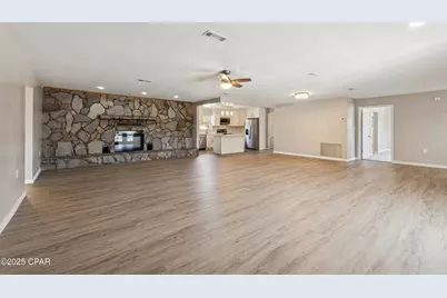 2672 W Laurel Drive, Alford, FL 32420 - Photo 5