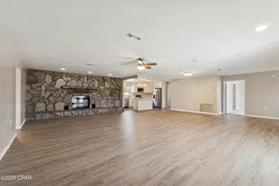 2672 W Laurel Dr, Alford, FL 32420 - Photo 5