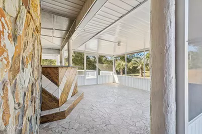 2672 W Laurel Drive, Alford, FL 32420 - Photo 39