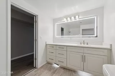 2672 W Laurel Drive, Alford, FL 32420 - Photo 11