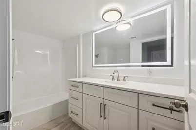 2672 W Laurel Drive, Alford, FL 32420 - Photo 15