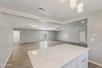 2672 W Laurel Drive, Alford, FL 32420 - Photo 33
