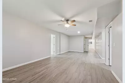 2672 W Laurel Drive, Alford, FL 32420 - Photo 31