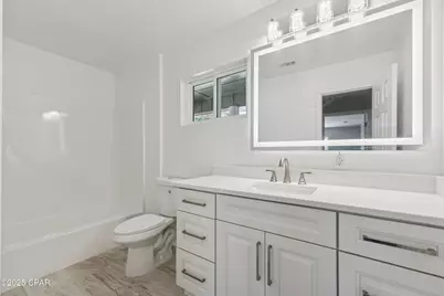 2672 W Laurel Drive, Alford, FL 32420 - Photo 37