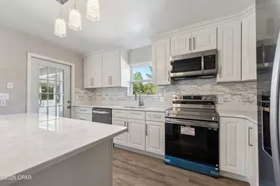 2672 W Laurel Drive, Alford, FL 32420 - Photo 7