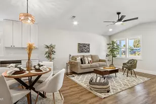 2402 E 16th Ct, Panama City, FL 32405 - Photo 9