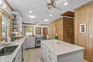 1060 8th Ave, Graceville, FL 32440 - Photo 59