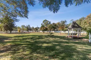 1060 8th Ave, Graceville, FL 32440 - Photo 25