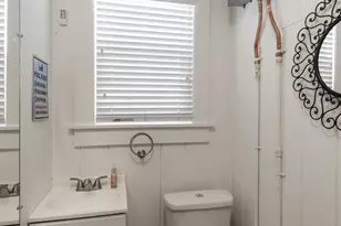 1060 8th Ave, Graceville, FL 32440 - Photo 65