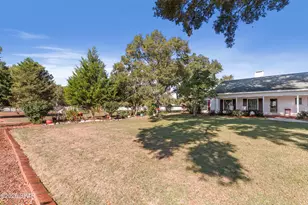 1060 8th Ave, Graceville, FL 32440 - Photo 33