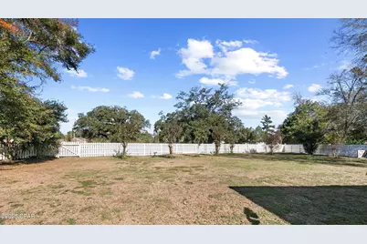 1060 8th Avenue, Graceville, FL 32440 - Photo 17