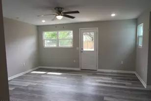 9823 Clarence St, Panama City Beach, FL 32407 - Photo 11