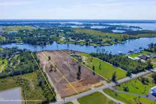 7242 Bay Crest Rd, Panama City, FL 32409 - Photo 1