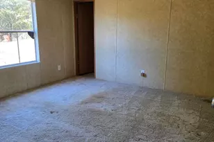 17501 Azalea St, Fountain, FL 32438 - Photo 11