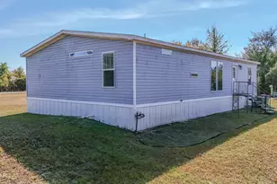 5912 Wedgewood Cir, Youngstown, FL 32466 - Photo 45