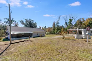 4700 Honeysuckle Ln, Marianna, FL 32446 - Photo 37