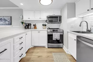 23223 Front Beach Rd, Panama City Beach, FL 32413 - Photo 19