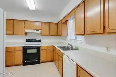 1025 W 11th Court, Panama City, FL 32401 - Photo 11