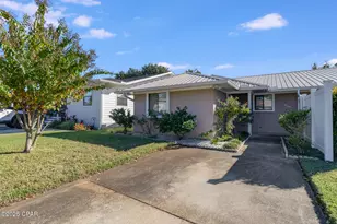 1025 W 11th Ct, Panama City, FL 32401 - Photo 3