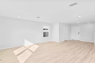 3135 Breezy Bay Ct, Southport, FL 32409 - Photo 11