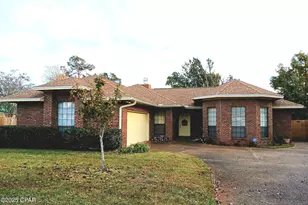 2707 Pembroke Dr, Panama City, FL 32405 - Photo 1