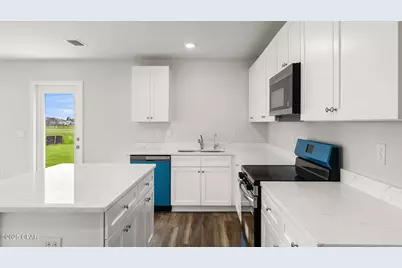 3115 Breezy Bay Court, Southport, FL 32409 - Photo 15