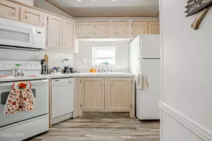 1219 Thomas Dr, Panama City, FL 32408 - Photo 9