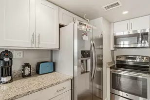 9850 S Thomas Dr, Panama City, FL 32408 - Photo 5