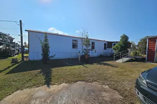 140 Elm Way, Panama City, FL 32404 - Photo 9