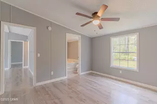 615 Sesame St, Wewahitchka, FL 32465 - Photo 17