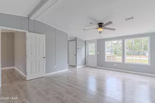 615 Sesame St, Wewahitchka, FL 32465 - Photo 5