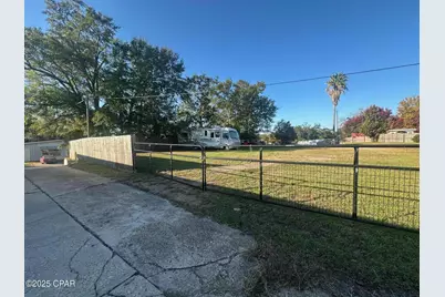 4408 Jackson Street, Marianna, FL 32448 - Photo 9