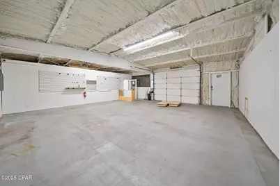 601 W 11th Street, Panama City, FL 32401 - Photo 9