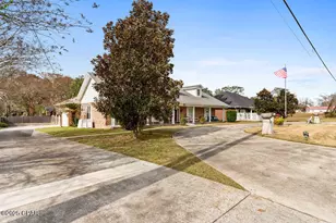 5381 College Dr, Graceville, FL 32440 - Photo 47