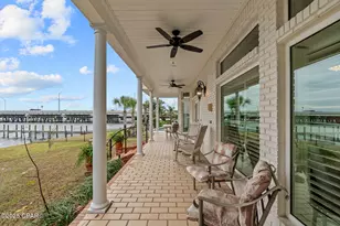 101 Harbour Pointe Dr, Lynn Haven, FL 32444 - Photo 13