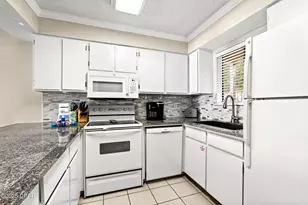 17620 Front Beach Rd, Panama City Beach, FL 32413 - Photo 7