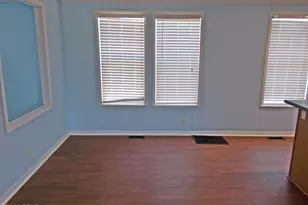 6905 Bateau Pond Ln, Grand Ridge, FL 32442 - Photo 3