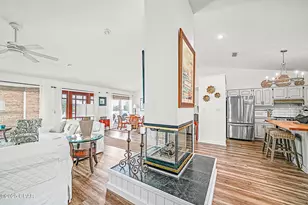 7181 Leeward St, Port Saint Joe, FL 32456 - Photo 9