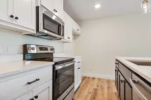 908 Mulberry Ave, Panama City, FL 32401 - Photo 11