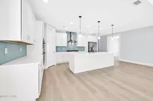 615 Longpoint Wy, Panama City Beach, FL 32407 - Photo 17